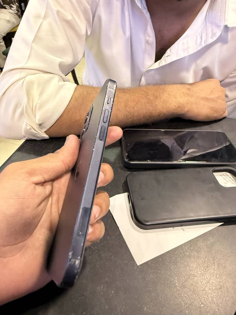 Apple iPhone 12 5