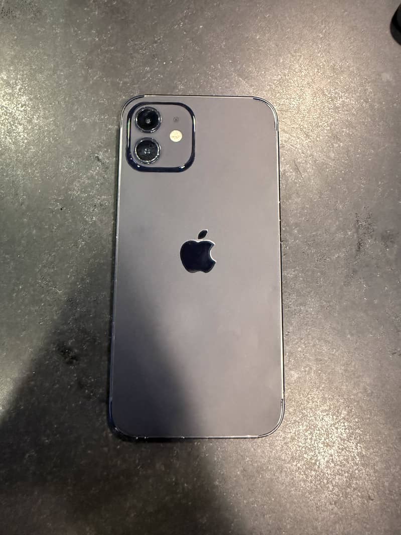 Apple iPhone 12 8