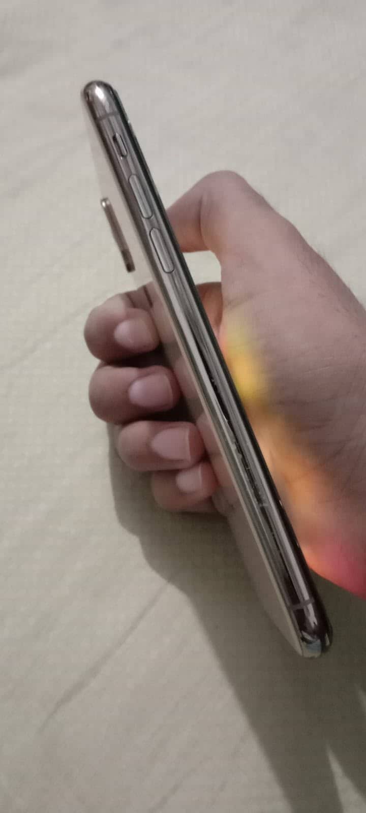 Apple iPhone XS 3