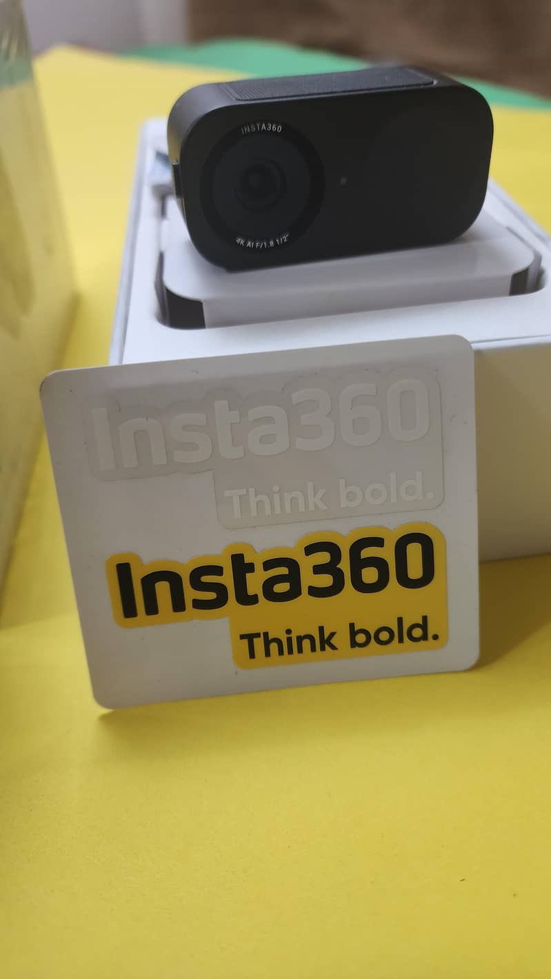 insta 360 link 2c webcam 4