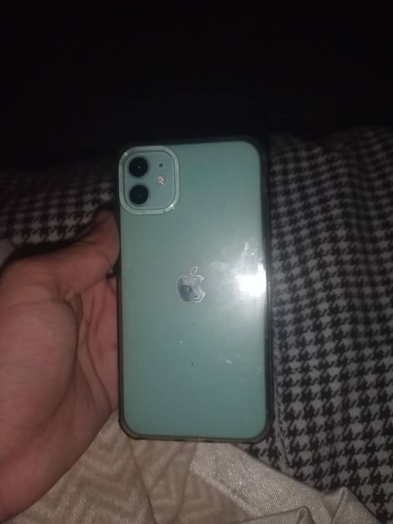 Apple iPhone 11 0