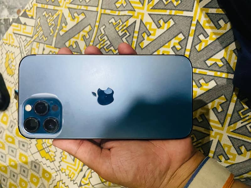 Apple iPhone 12 Pro Max 0