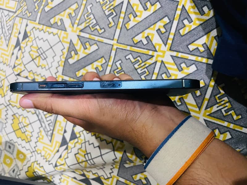 Apple iPhone 12 Pro Max 3