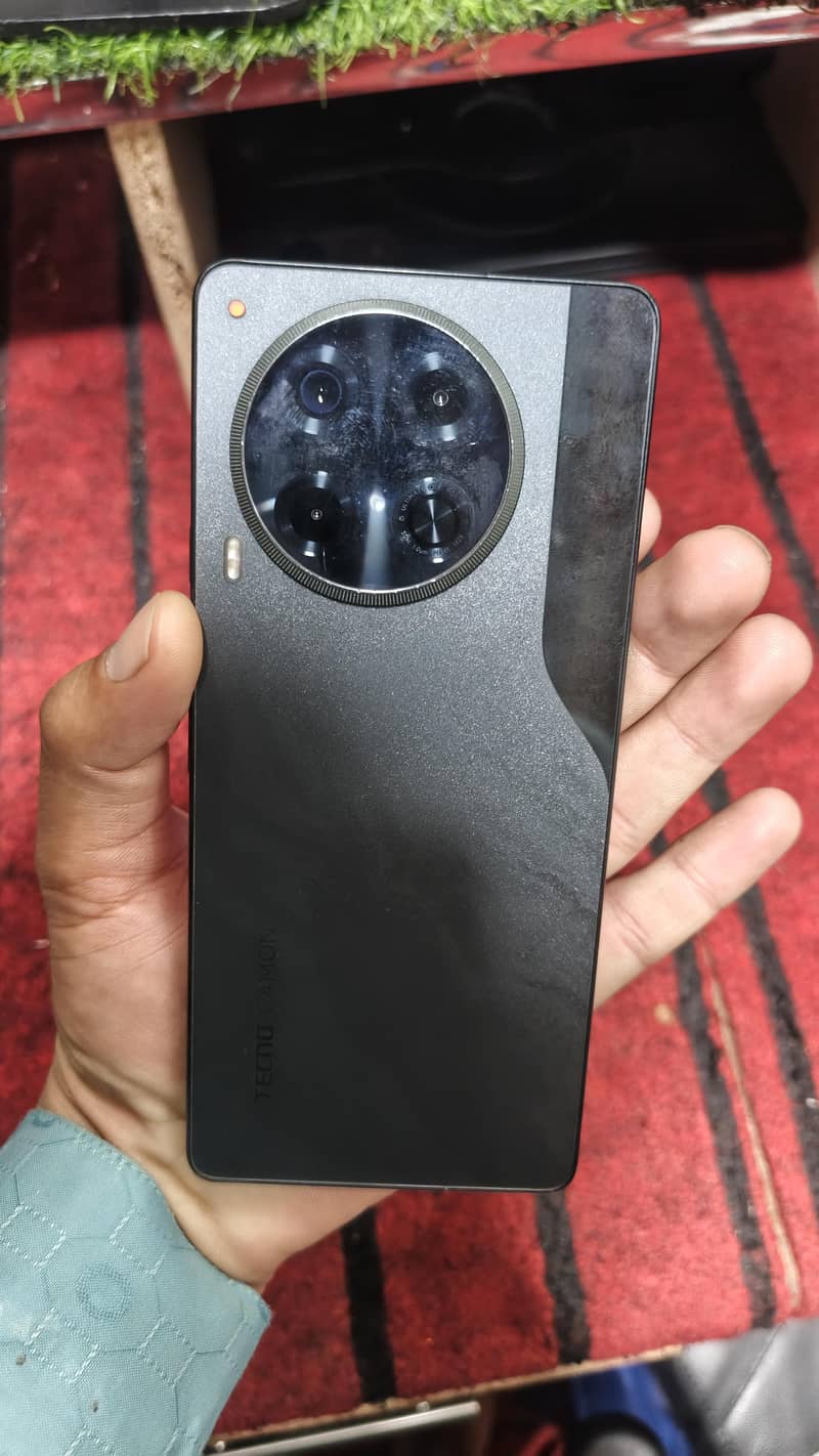 Tecno CAMON 30 Pro 1