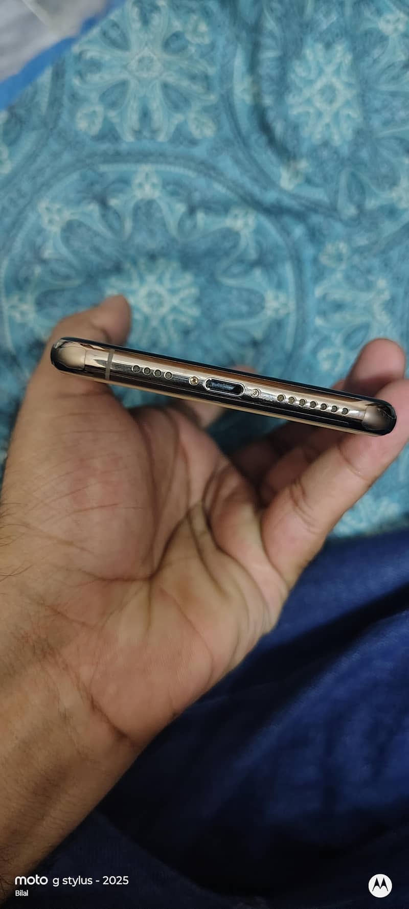 Apple iPhone 11 Pro Max 2