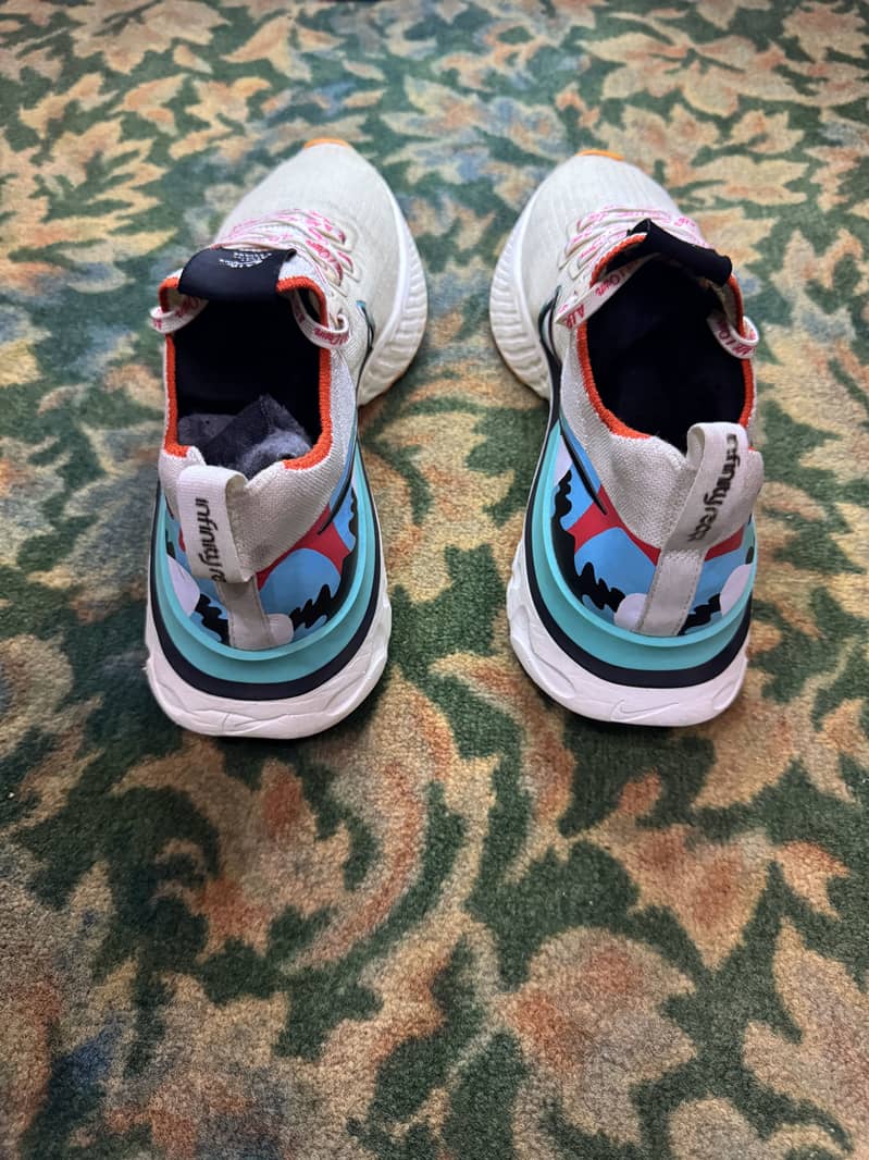 Nike React Infinity Run A. I. R 3