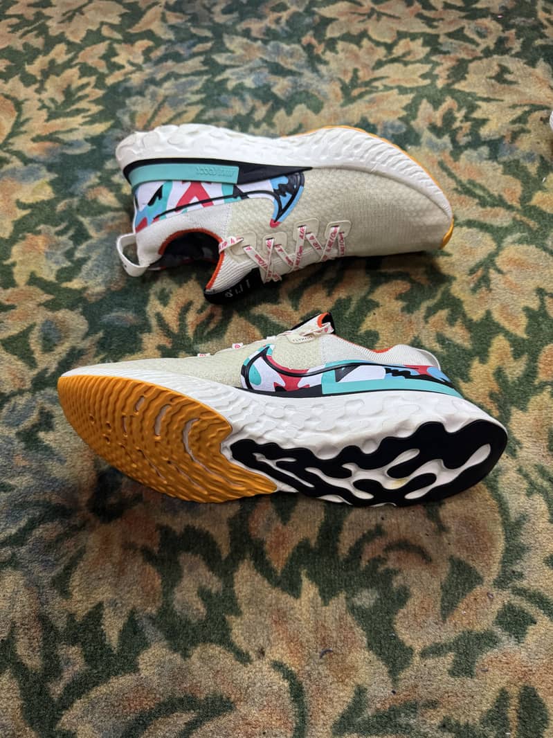 Nike React Infinity Run A. I. R 4