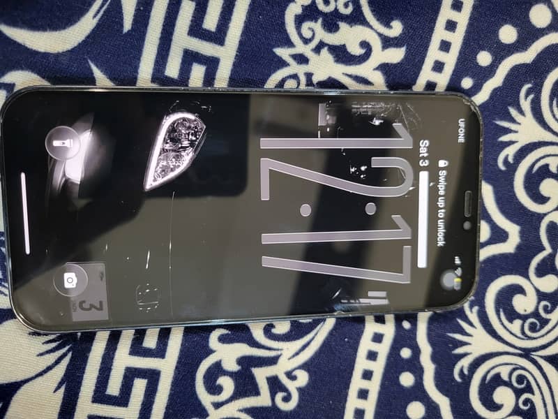 Apple iPhone 12 1