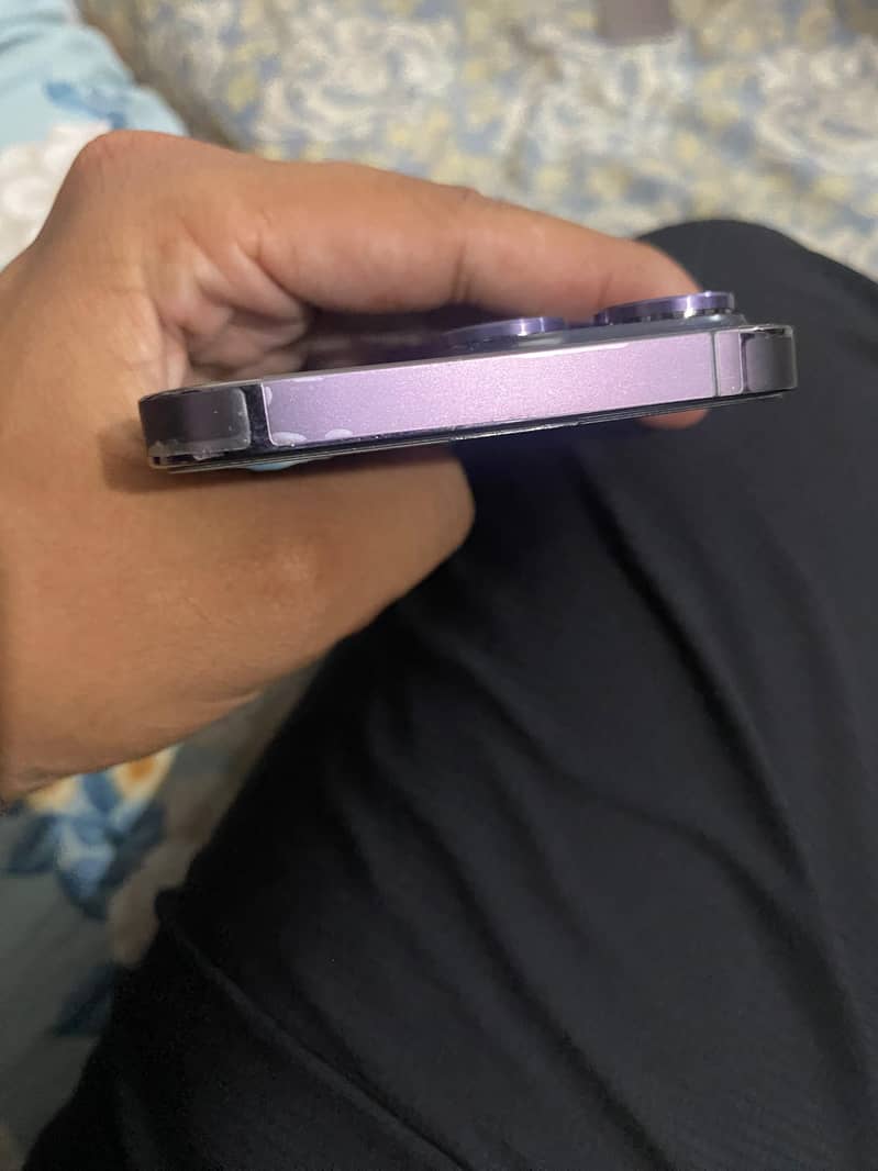 Apple iPhone 14 Pro Max 1