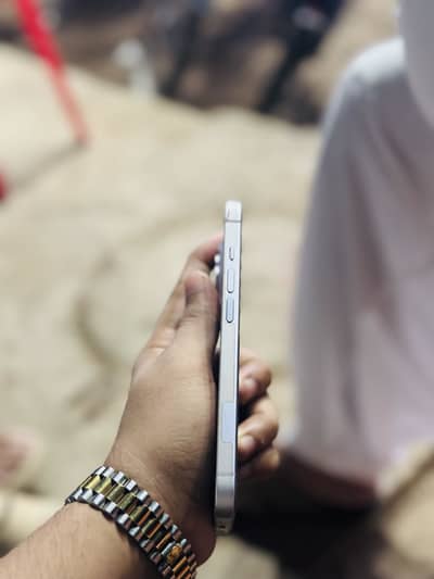 Apple iPhone 14