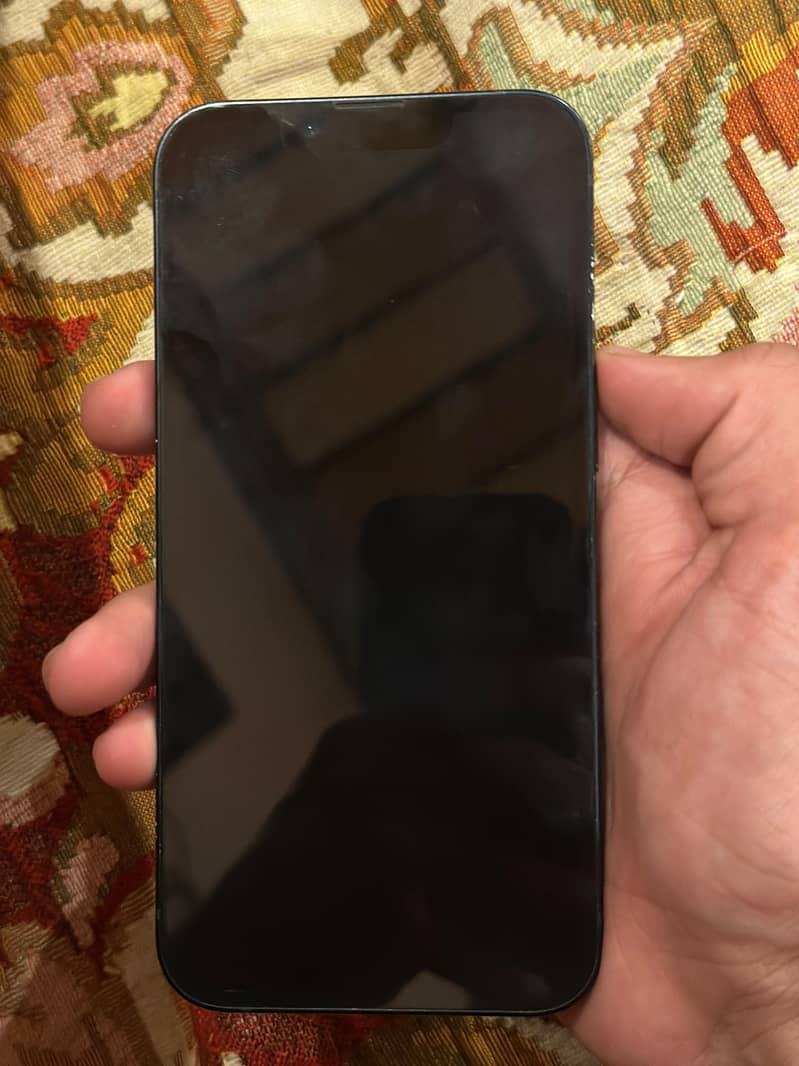 Apple iPhone 13 1