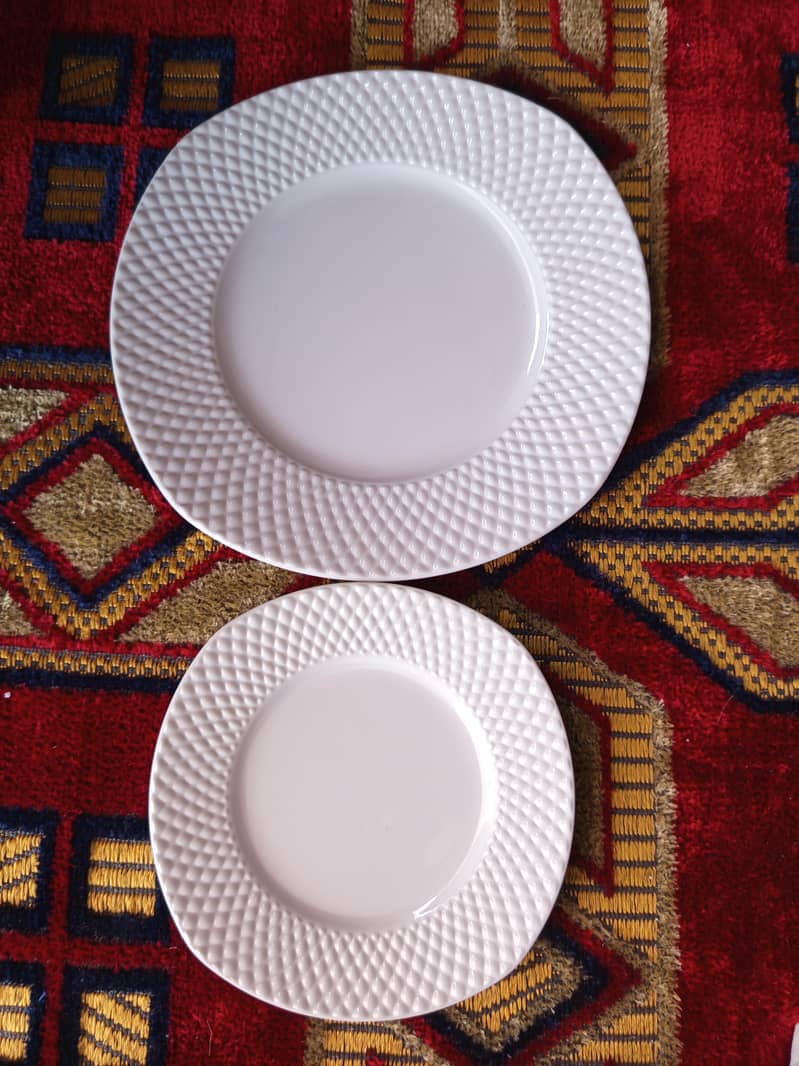 Plates 0