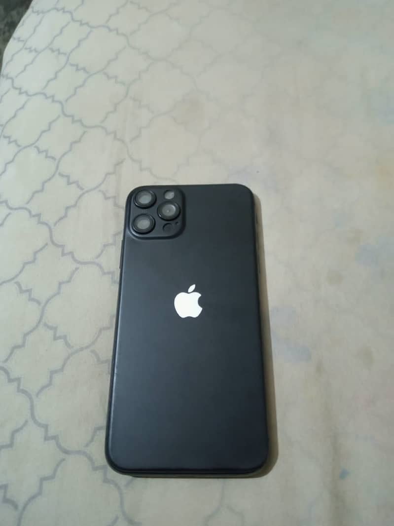 Apple iPhone X 0