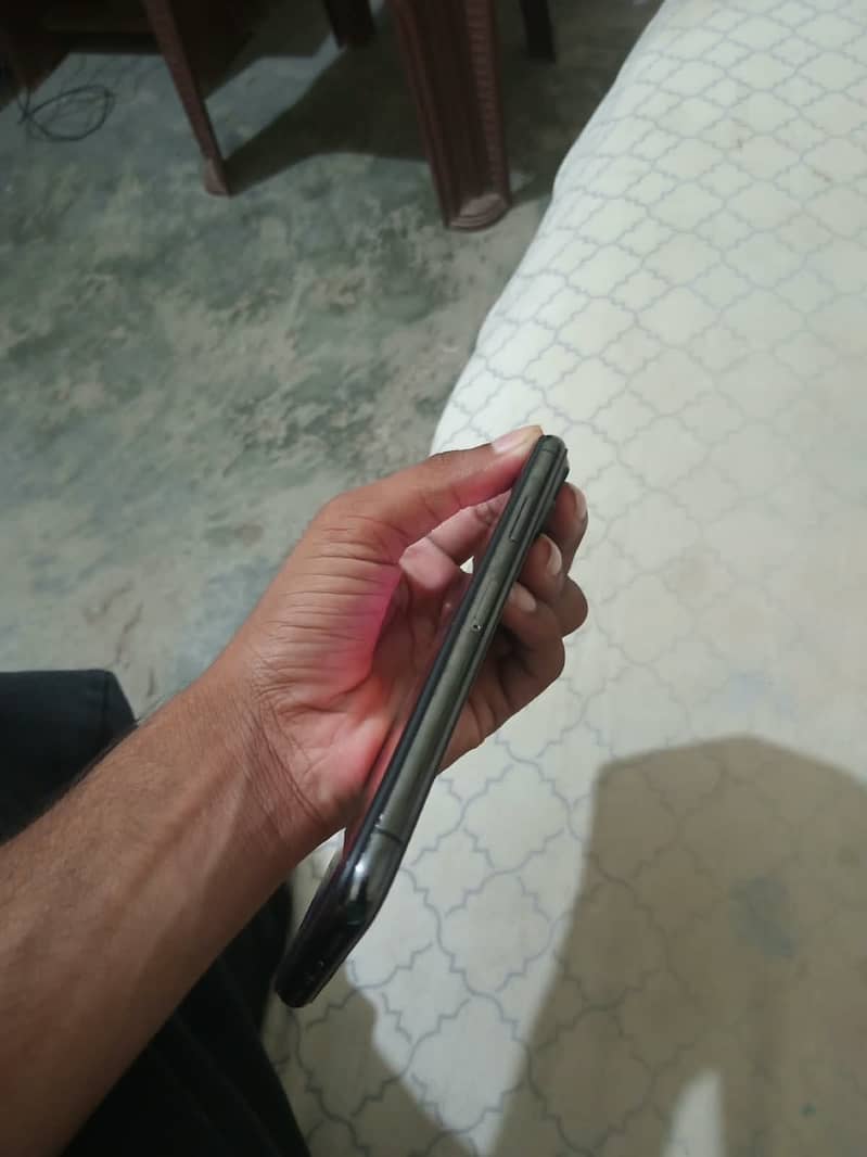 Apple iPhone X 2