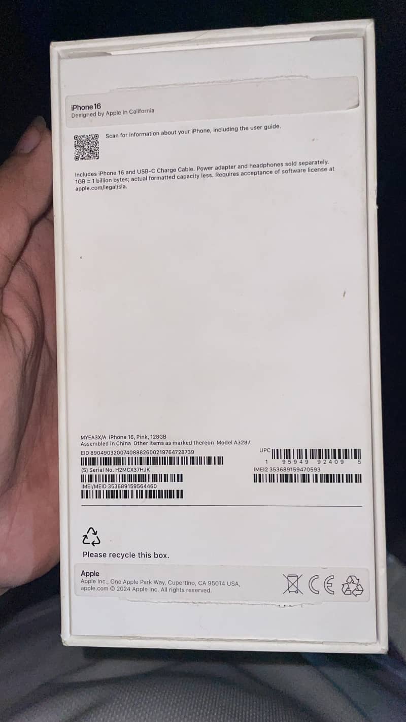 Apple iPhone 16 0