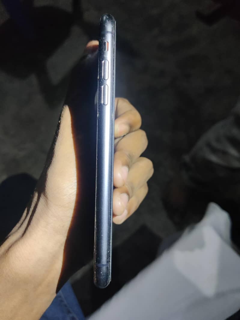 iphone 11 4