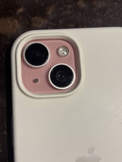 Apple iPhone 15