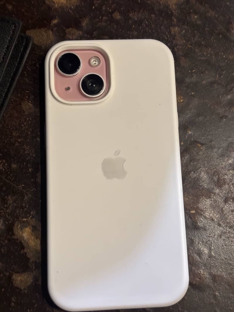 Apple iPhone 15 1