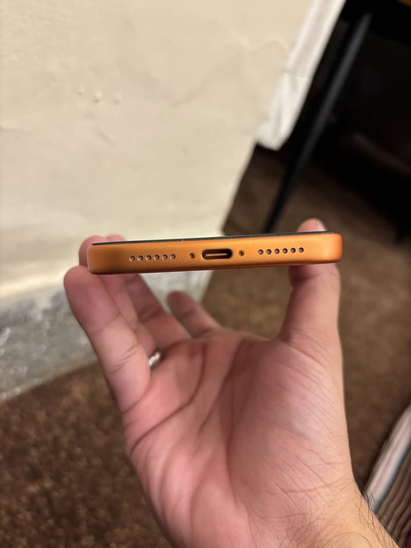 Apple iPhone 17 Pro Max 3