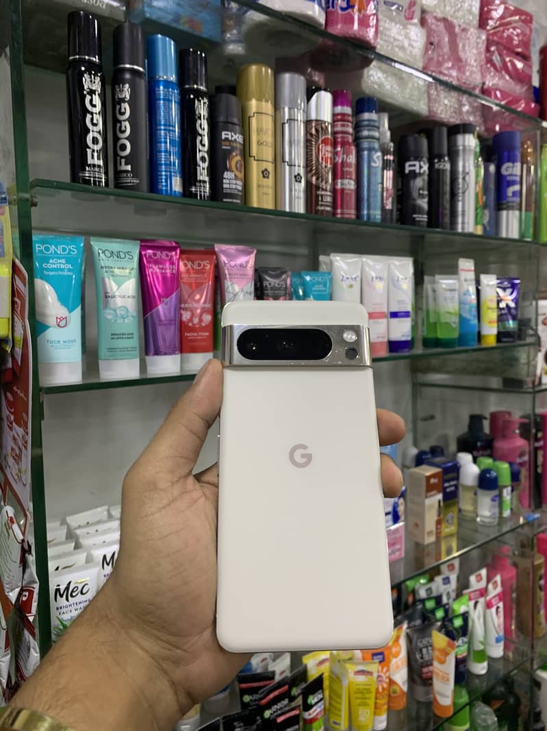 Google Pixel 8 Pro 4