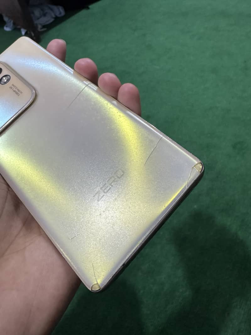 Infinix Zero 30 2