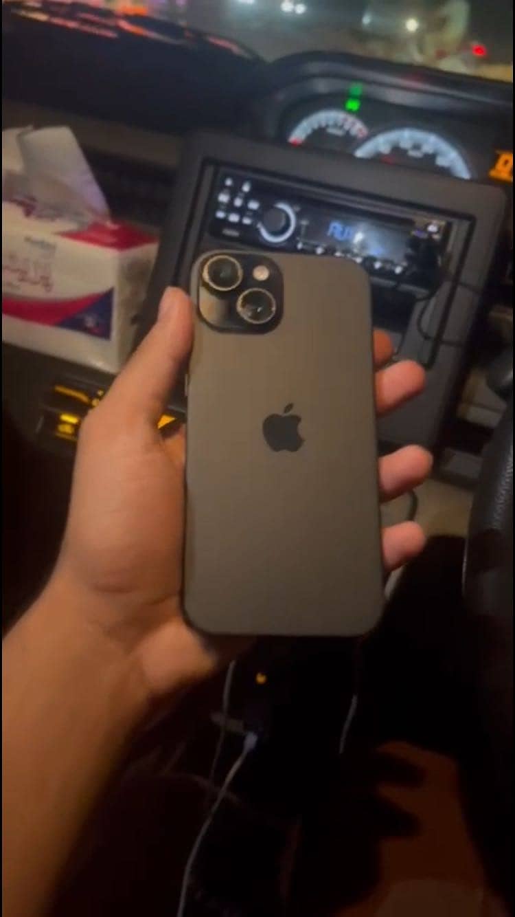 Apple iPhone 15 1