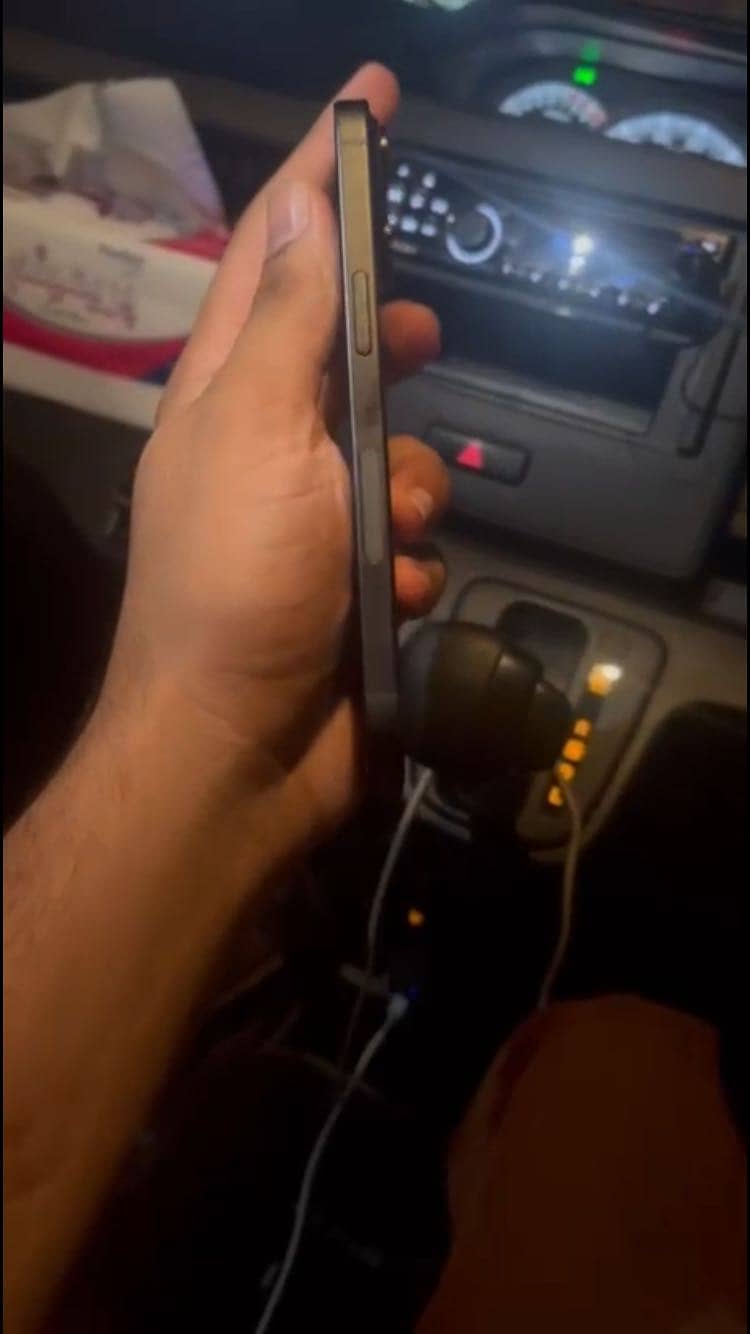 Apple iPhone 15 2