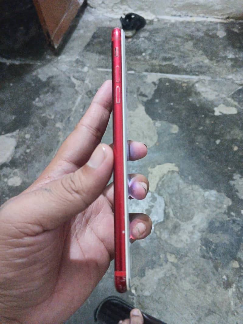 Apple iPhone 7 Plus 2