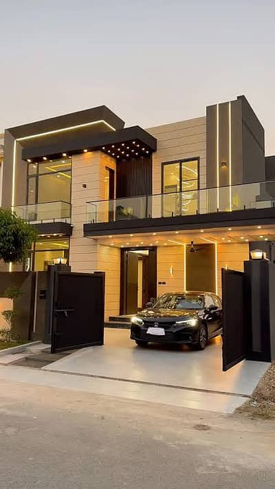 10 Marla Lower Portion For Rent Near Wapda Town Lahore The Punjab School.