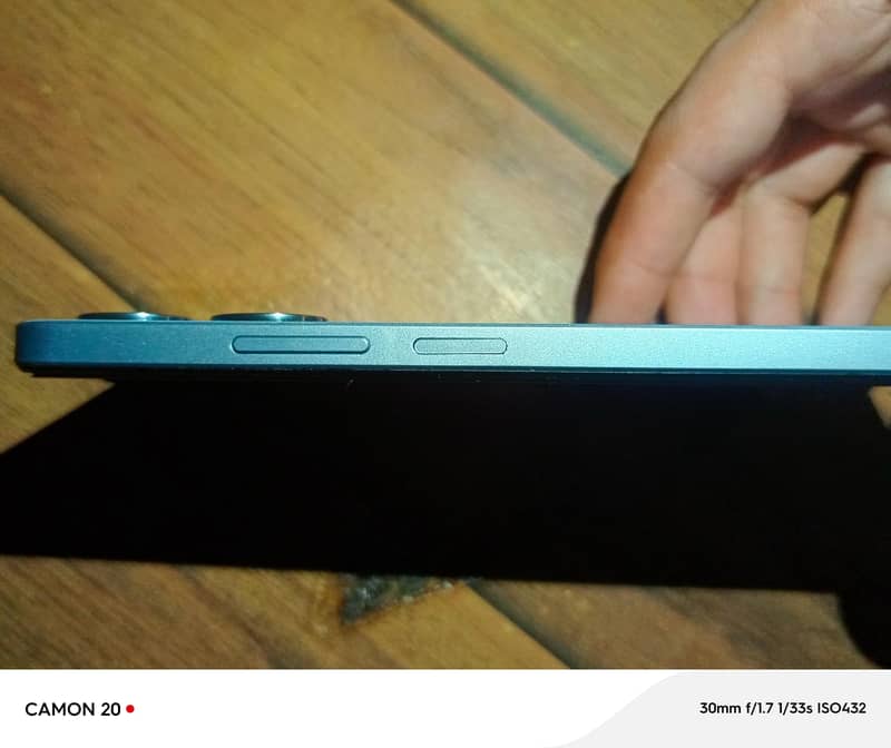 Realme Note 60 4