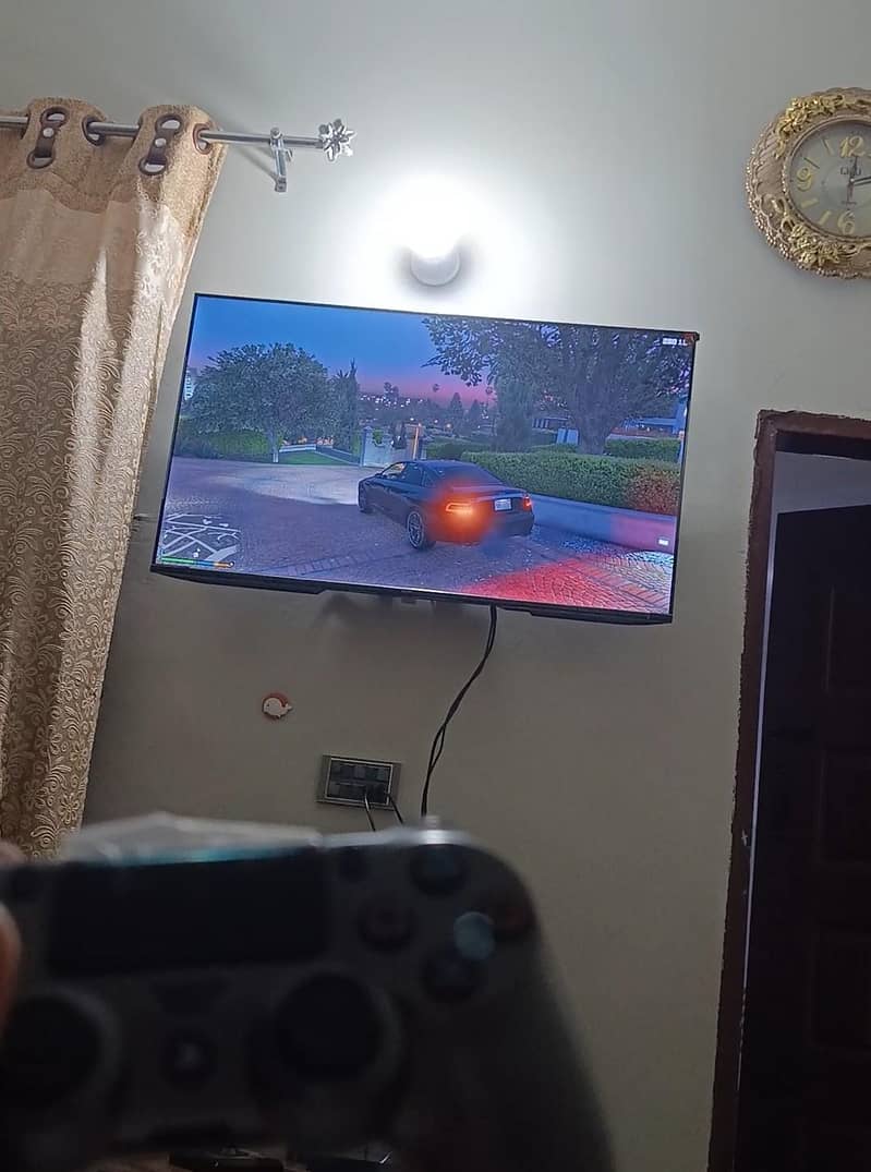 gaming console 1