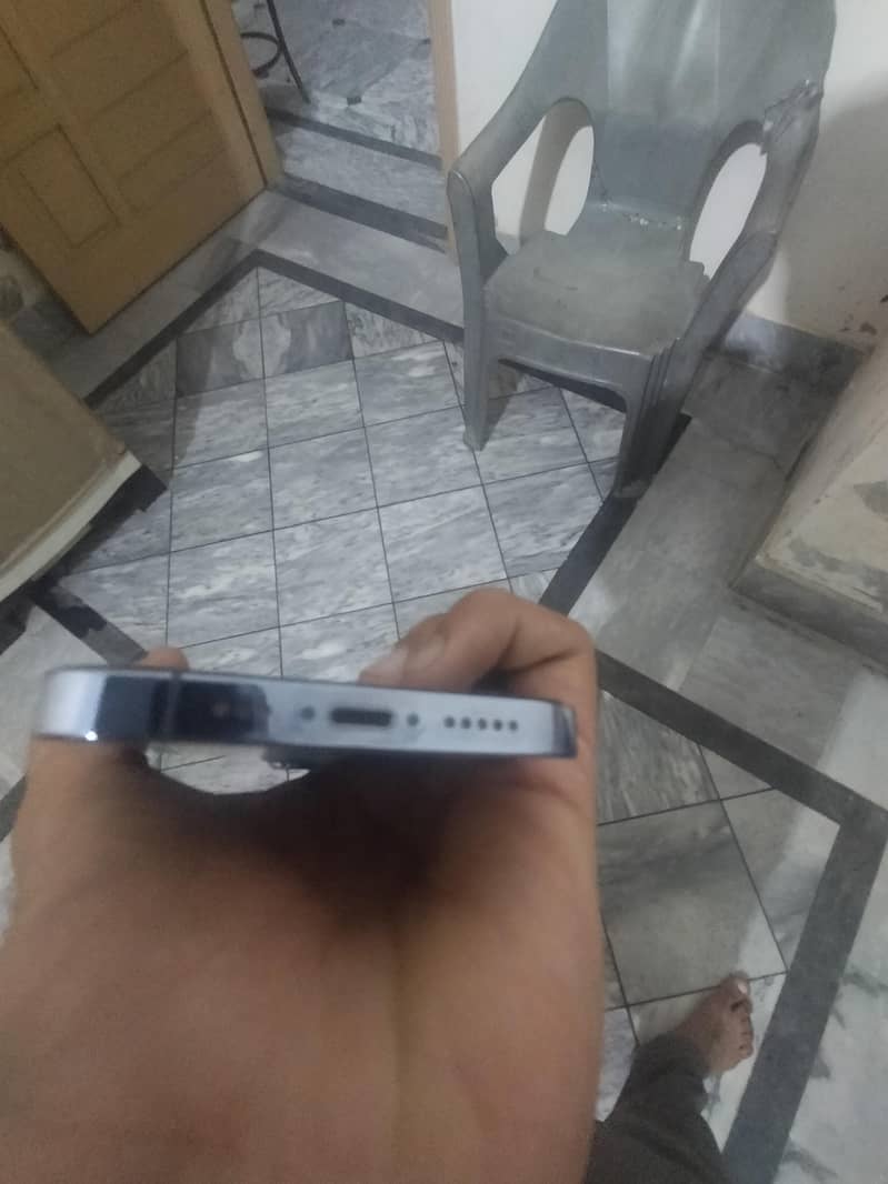 Apple iPhone 13 Pro 1