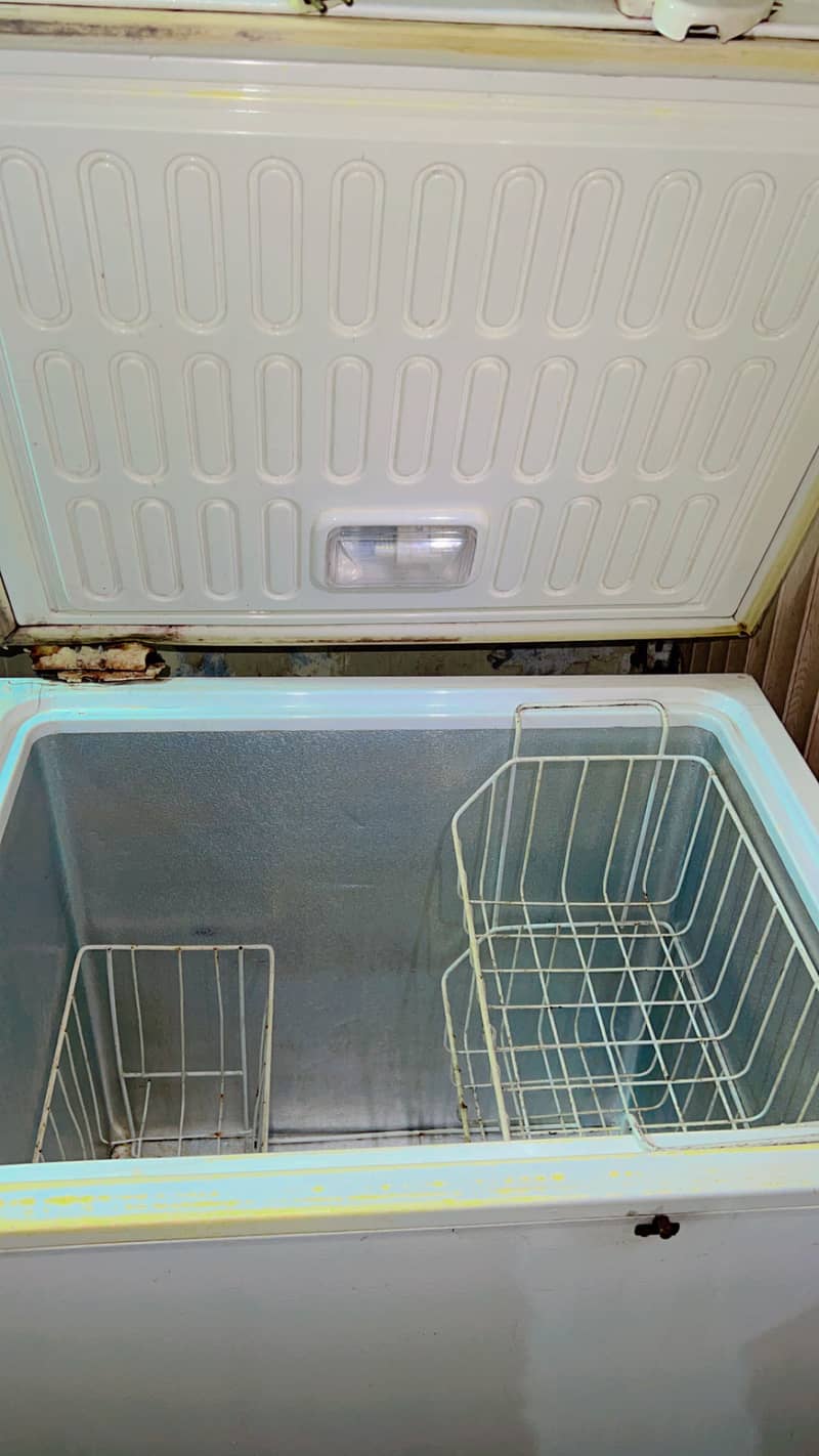 Waves Deep Freezer + Refrigerator 2