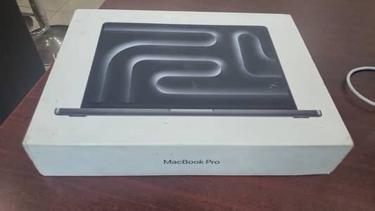 New MacBook Pro 16” M5 Pro Ram 24 SSD 1TB  Apple warranty