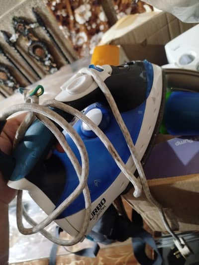 Turbo Steam Iron – Used, Good Condition