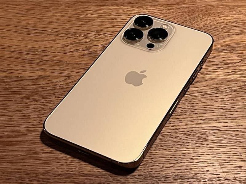 Apple iPhone 13 Pro 0