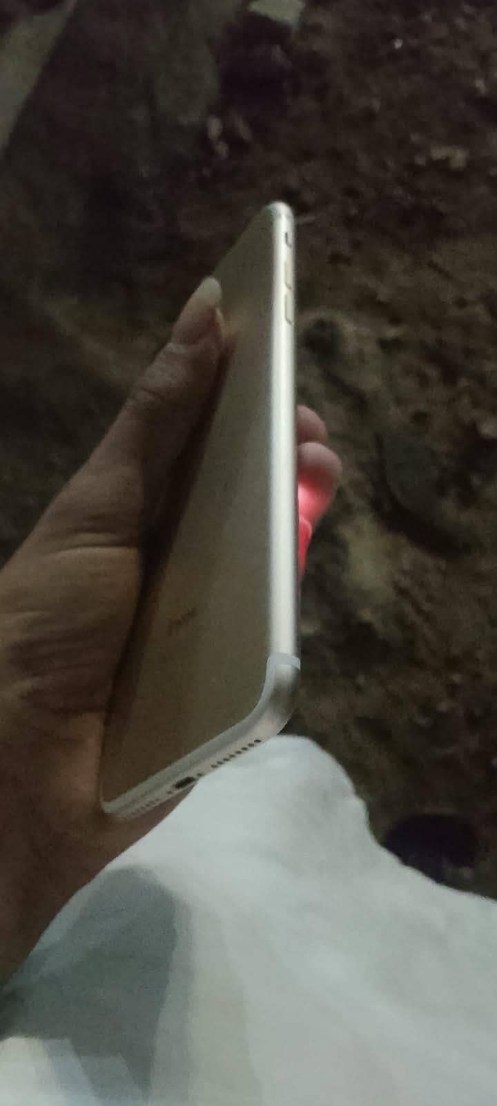 Apple iPhone 7 Plus 2