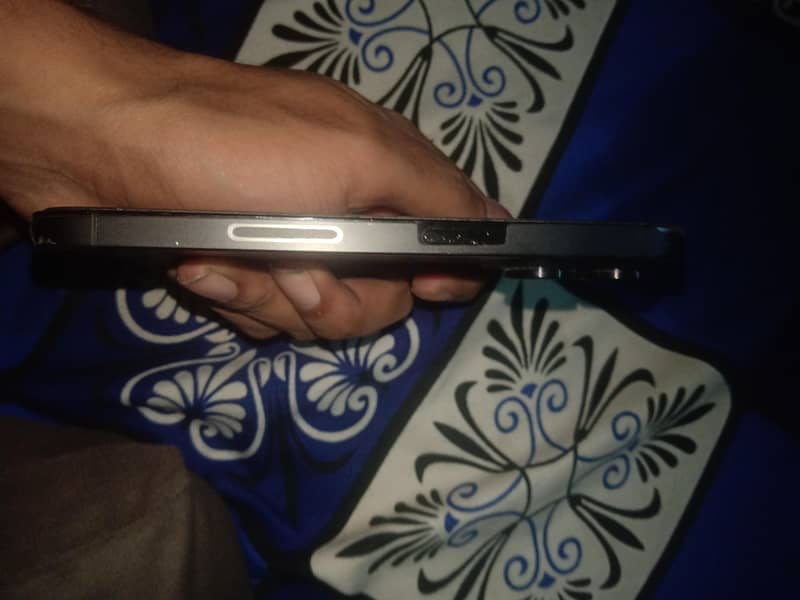 Apple iPhone 14 Pro 2