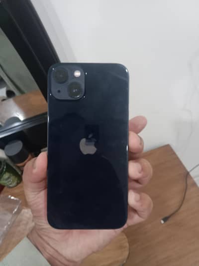 Apple iPhone 13