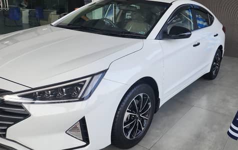 Hyundai Elantra 1.6 Special edition.