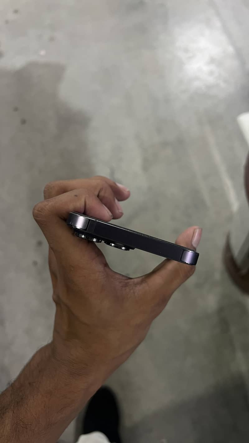 Apple iPhone 14 Pro Max 3