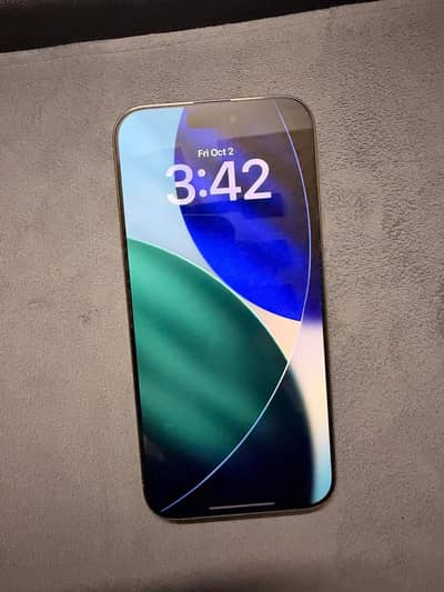 Apple iPhone 16 Pro Max (Dessert Titanium)