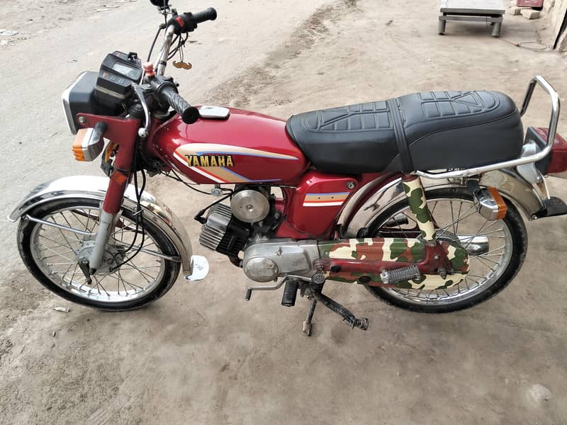 Yamaha 1