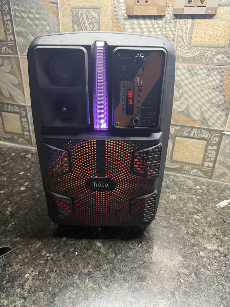 Hoco bluetooth speaker 1