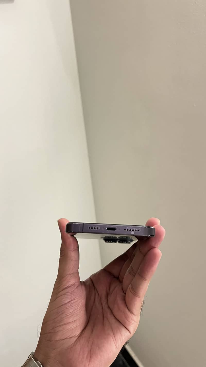 Apple iPhone 14 Pro Max 3