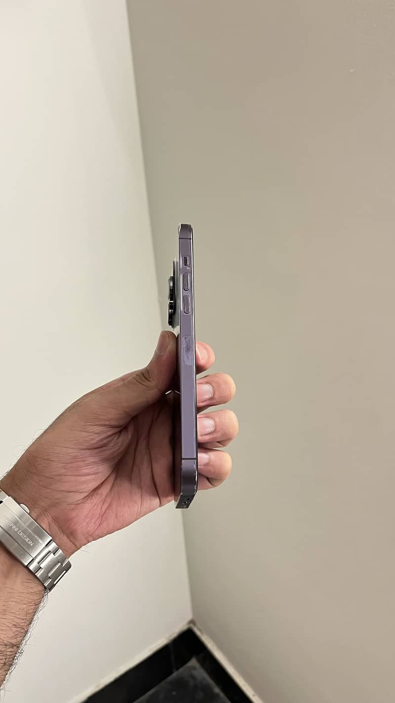 Apple iPhone 14 Pro Max 7
