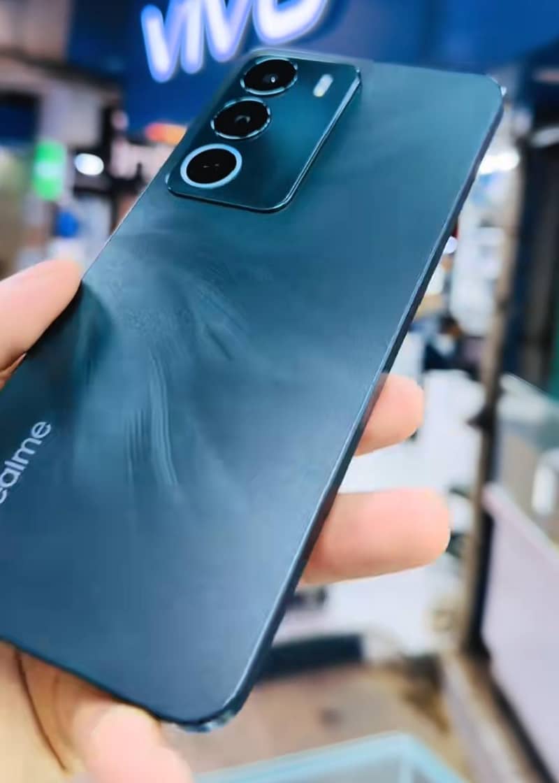 Realme C71 1