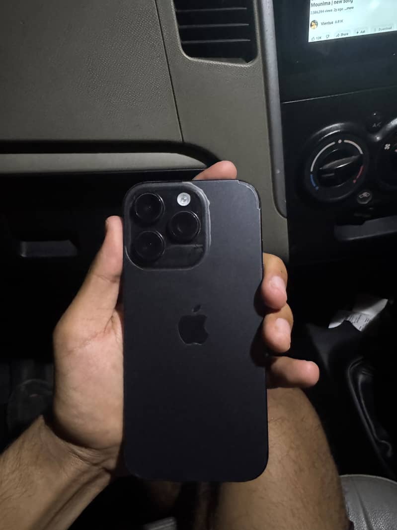 Apple iPhone 16 Pro 5