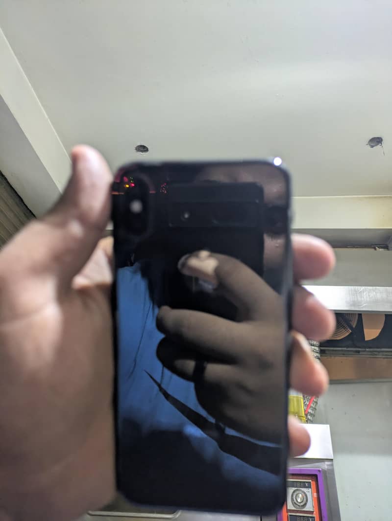 Apple iPhone X 2