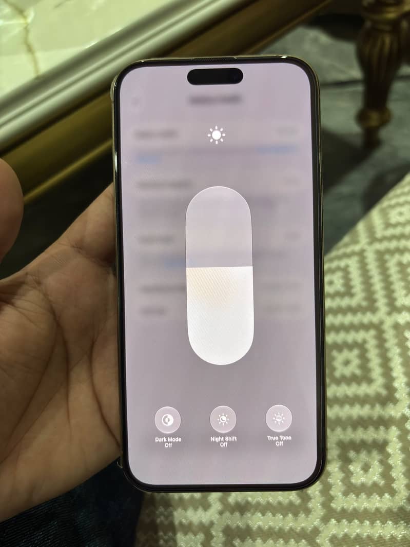 Iphone 16 pro max 1